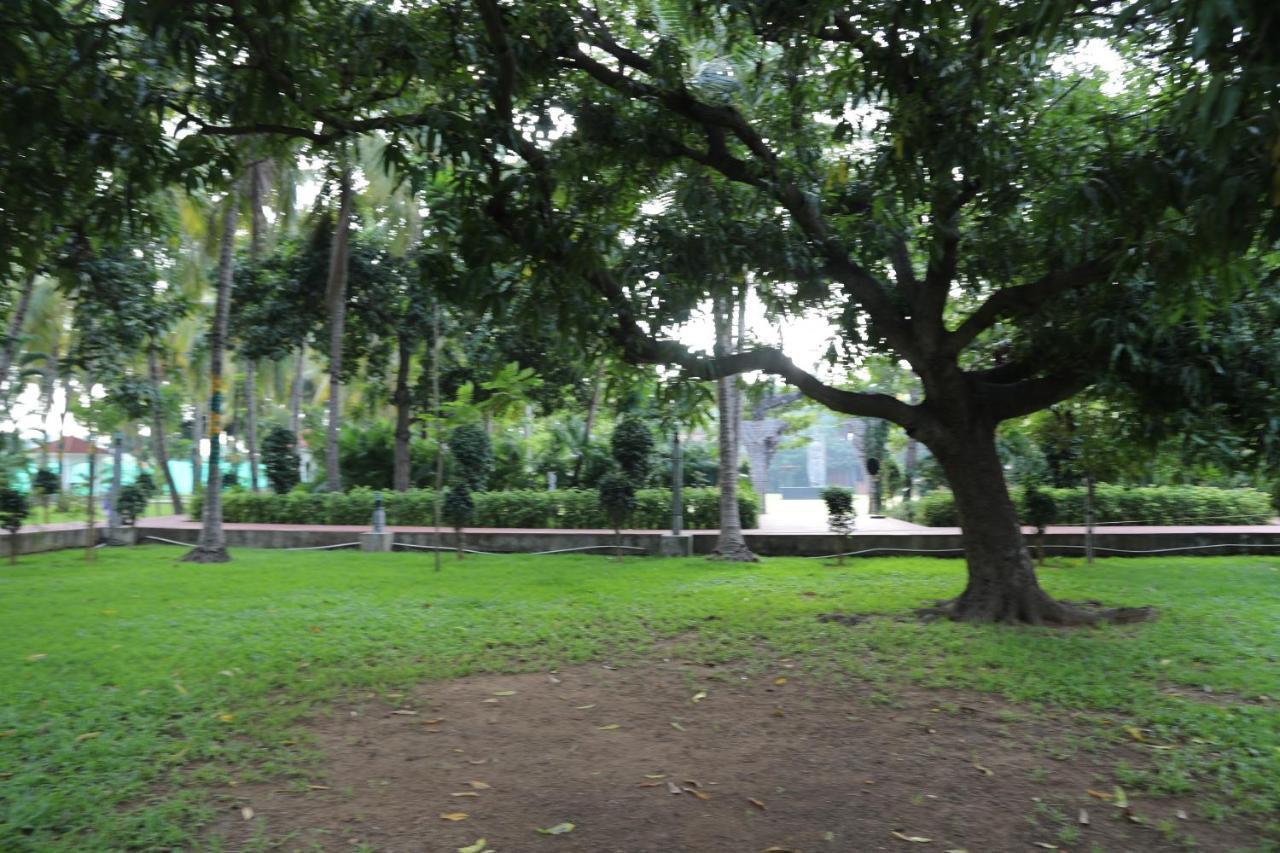 Celebrity Resort Chennai Tambaram Экстерьер фото